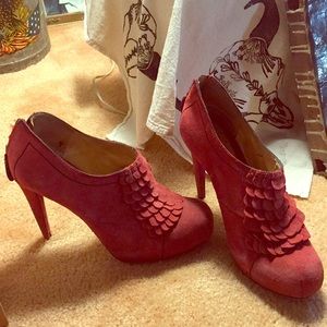 L.A.M.B red  suede pumps
